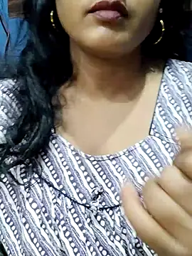 Snapshot of spicysuhana chatting on August 1, 2026, 6:45 am spicysuhana online show from August 1, 2026, 6:45 am