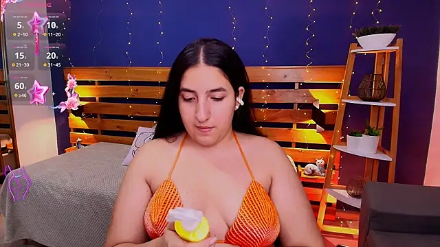 ambar lover online show from September 18, 2025, 3:08 am