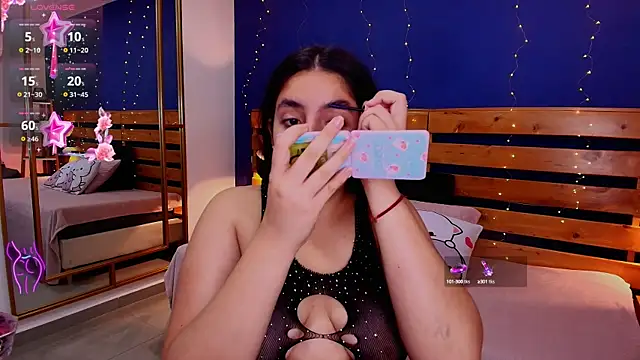 ambar lover online show from September 26, 2025, 8:02 pm