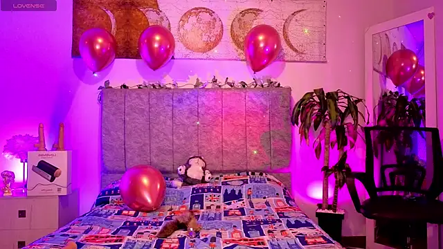 Snapshot of Room_69x chatting on April 25, 2026, 7:55 pm Room 69x online show from April 25, 2026, 7:55 pm