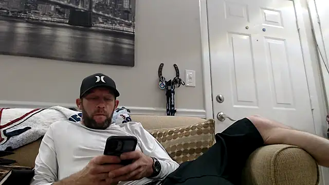 JM71325 online show from April 29, 2026, 3:32 am