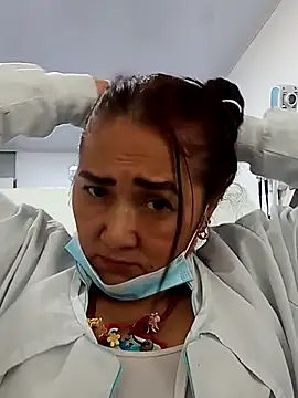 Snapshot of linda_luna29 chatting on September 27, 2025, 3:06 pm linda luna29 online show from September 27, 2025, 3:06 pm