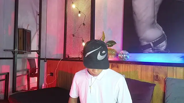 AlanCutee online show from March 20, 2026, 11:48 am