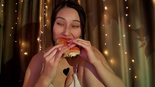 Snapshot of Ray_Ayanami chatting on September 25, 2025, 3:49 pm Ray Ayanami online show from September 25, 2025, 3:49 pm