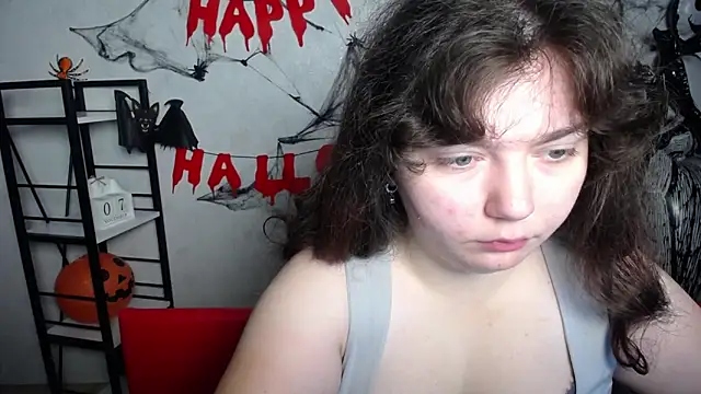 Snapshot of NeonilaLisova chatting on November 8, 2025, 6:13 am NeonilaLisova online show from November 8, 2025, 6:13 am