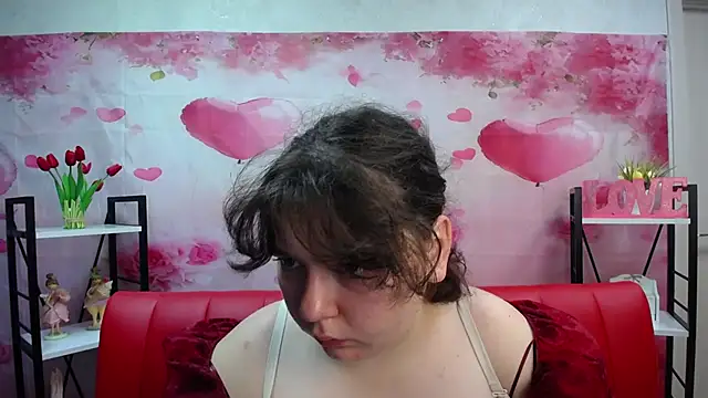 NeonilaLisova online show from July 28, 2026, 5:03 am