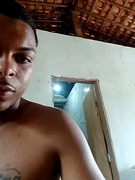 Snapshot of Rafael-01 chatting on October 26, 2025, 3:29 pm Rafael-01 online show from October 26, 2025, 3:29 pm