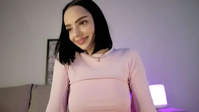 mia cupcake online show from September 17, 2025, 3:14 pm