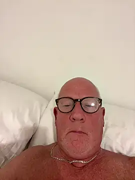 philefc online show from September 29, 2025, 11:20 pm