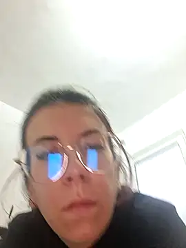 Snapshot of Anayssa_ chatting on February 18, 2026, 6:59 pm Anayssa online show from February 18, 2026, 6:59 pm