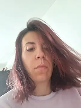 Snapshot of Anayssa_ chatting on February 21, 2026, 10:27 am Anayssa online show from February 21, 2026, 10:27 am