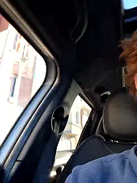 3615-ULLA online show from November 12, 2025, 1:44 pm