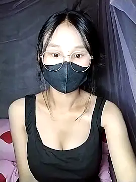 saronla 03 online show from November 4, 2025, 7:40 am