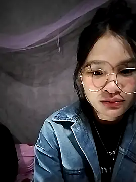 saronla 03 online show from December 5, 2025, 1:58 am