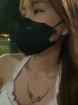   BabyShowPublic   online show from September 9, 2025, 12:59 pm