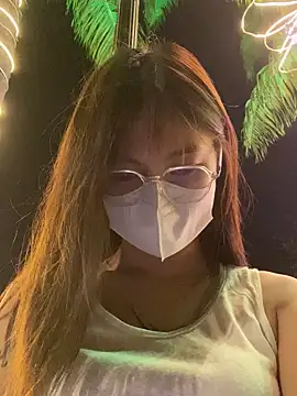   BabyShowPublic   online show from November 23, 2025, 3:56 pm