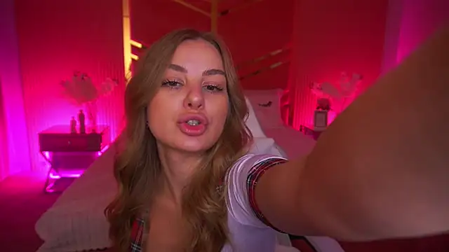 Snapshot of AngyyEyess chatting on November 1, 2025, 12:12 am AngyyEyess online show from November 1, 2025, 12:12 am