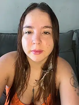 m0ranguinh0s2 online show from June 16, 2026, 12:41 pm