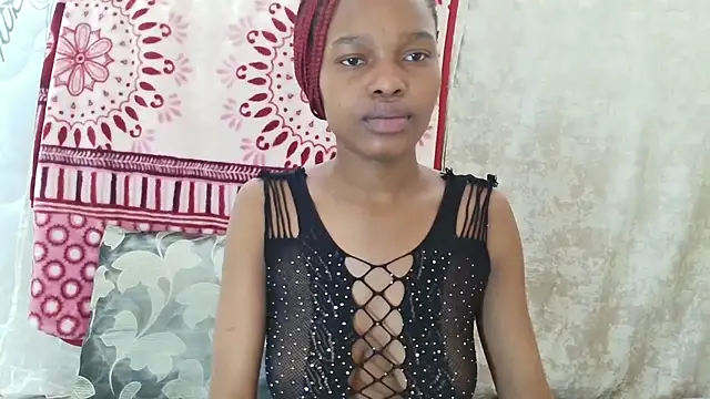 SexyBitchx01 online show from September 14, 2025, 11:31 am