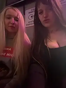 kamila blush online show from February 13, 2026, 9:00 pm