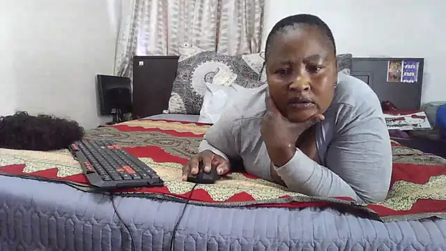 Snapshot of assyafrica chatting on September 18, 2025, 1:24 pm assyafrica online show from September 18, 2025, 1:24 pm