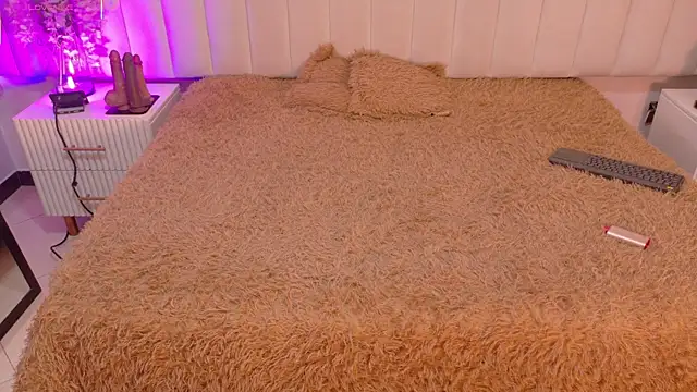 amy miller1 online show from January 16, 2026, 8:13 pm