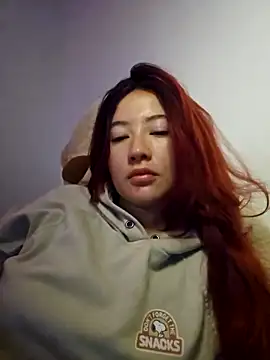 lunnaa  online show from February 7, 2026, 10:41 am