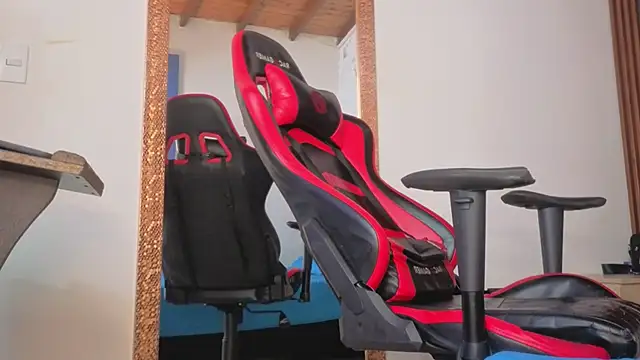 Snapshot of ares_pain chatting on September 27, 2025, 7:19 pm ares pain online show from September 27, 2025, 7:19 pm