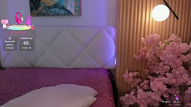 veronica hill  online show from April 6, 2026, 3:04 am