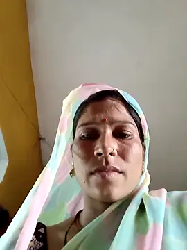 Snapshot of Sonam_pandeyji chatting on May 5, 2026, 12:02 pm Sonam pandeyji online show from May 5, 2026, 12:02 pm