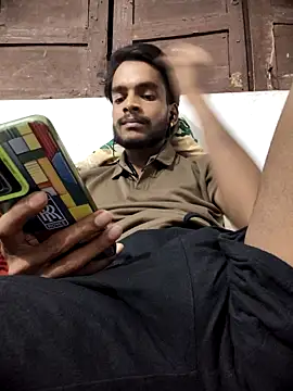 Snapshot of yashuuuu021 chatting on September 17, 2025, 6:20 pm yashuuuu021 online show from September 17, 2025, 6:20 pm