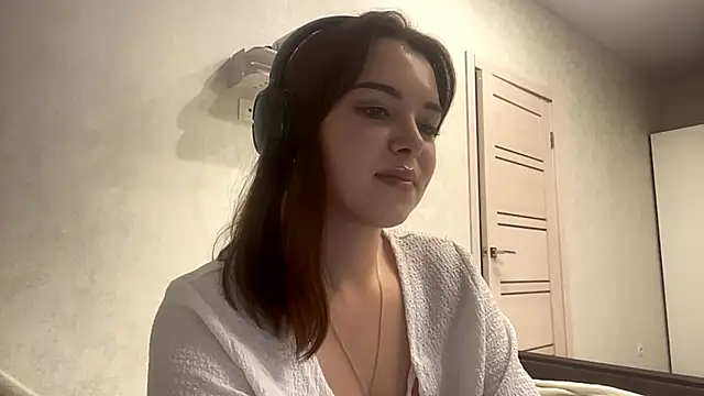 PUP PUP Sea online show from September 15, 2025, 4:29 pm