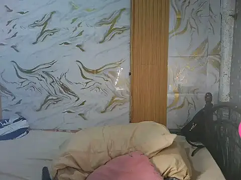 Snapshot of dimple_anne1 chatting on February 21, 2026, 1:23 pm dimple anne1 online show from February 21, 2026, 1:23 pm