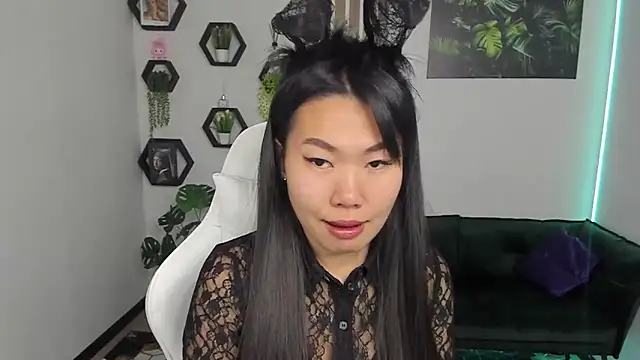 LunaPurrr online show from October 20, 2025, 11:16 pm