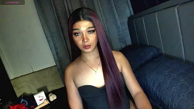 Snapshot of TrinityFucksYou chatting on May 28, 2026, 2:25 pm TrinityFucksYou online show from May 28, 2026, 2:25 pm