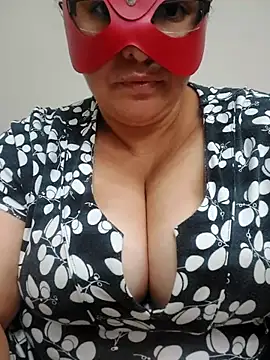 Snapshot of evli_ateslicift chatting on October 7, 2025, 12:02 pm evli ateslicift online show from October 7, 2025, 12:02 pm