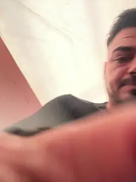 Snapshot of imooLoov chatting on October 31, 2025, 3:13 pm imooLoov online show from October 31, 2025, 3:13 pm