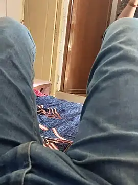 whitelady15 online show from November 9, 2025, 7:50 am