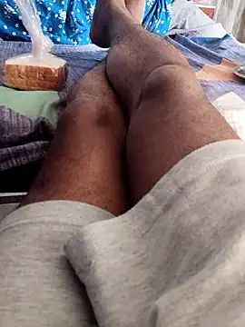 whitelady15 online show from November 14, 2025, 5:28 am