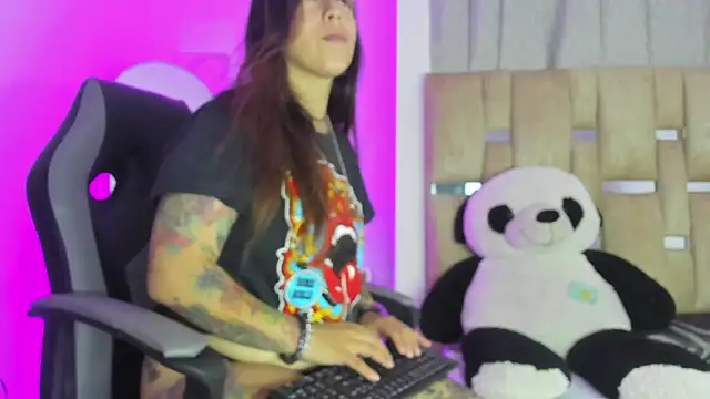 JulianaCarter online show from September 16, 2025, 7:26 pm