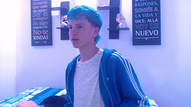 iam lukas   online show from September 27, 2025, 1:21 am