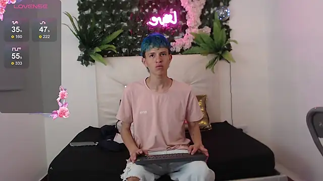 iam lukas   online show from October 2, 2025, 1:56 am