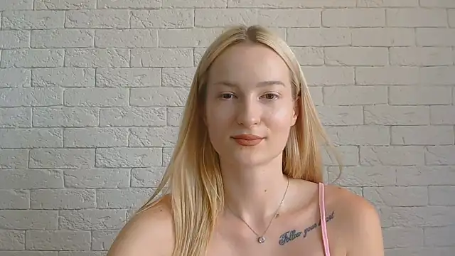 Snapshot of Alice_Sweet_01 chatting on June 30, 2026, 1:01 pm Alice Sweet 01 online show from June 30, 2026, 1:01 pm