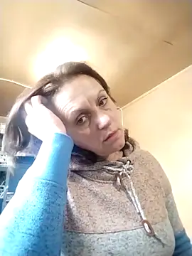 Snapshot of KimmyAghora chatting on October 2, 2025, 8:21 am KimmyAghora online show from October 2, 2025, 8:21 am