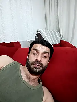 alex10alexx online show from April 13, 2026, 9:53 pm