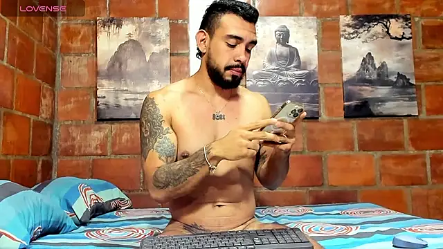 Snapshot of Luck_Andrew chatting on April 20, 2026, 6:31 pm Luck Andrew online show from April 20, 2026, 6:31 pm