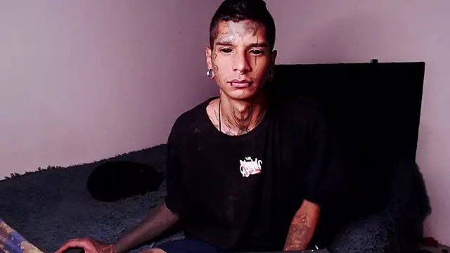 black firex online show from October 10, 2025, 9:36 pm