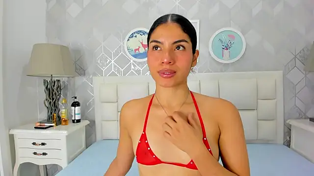 Snapshot of naia_cox chatting on April 14, 2026, 3:45 am naia cox online show from April 14, 2026, 3:45 am