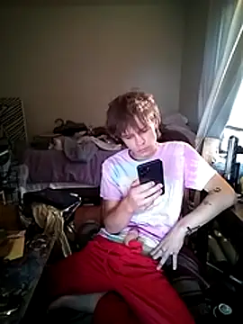 XanderOzzz online show from July 28, 2026, 12:48 pm