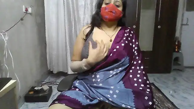 Snapshot of sexy_indianboobs chatting on February 3, 2026, 4:12 pm sexy indianboobs online show from February 3, 2026, 4:12 pm